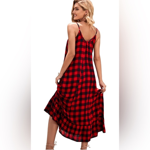 Dresses & Skirts - NWT size small  Women's Dress Buffalo plaid with pockets.